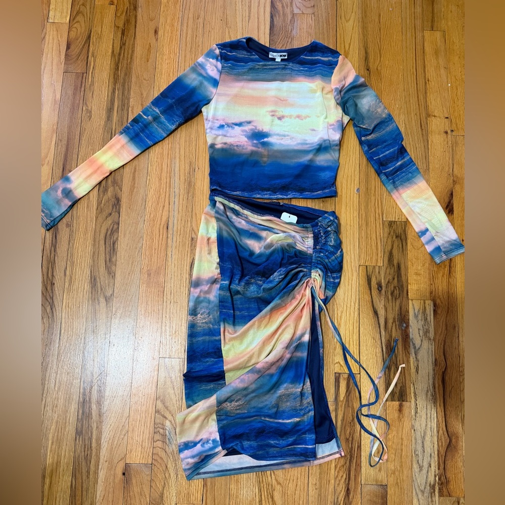 Fashion Nova Blue Multi-Color Ruched Skirt Set